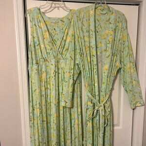Womens COLDWATER CREEK XL Mint Green with Yellow Floral Nightgown & Robe Set